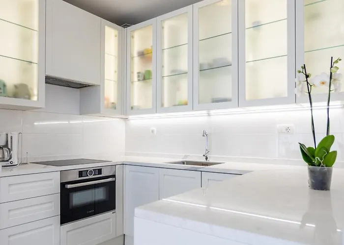 Azure Horizon - Sea View & Free Parking Appartement Split